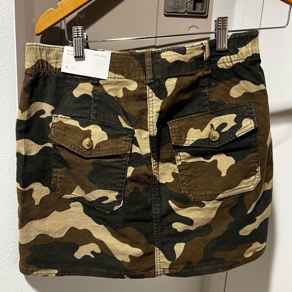 Women's American Eagle Super Stretch Camo Corduroy Skirt Size 4 - Picture 5 of 8